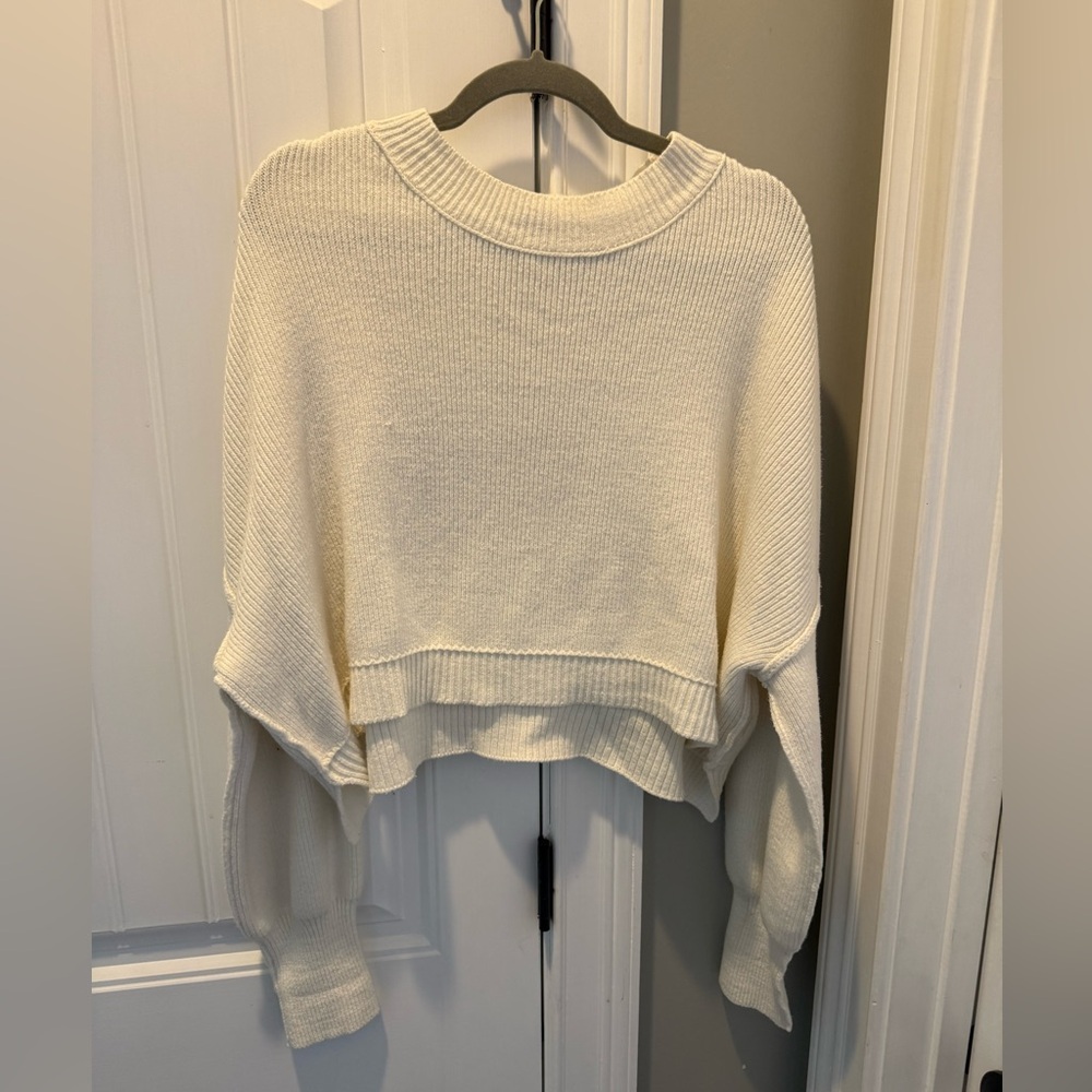 Free people sweater size medium